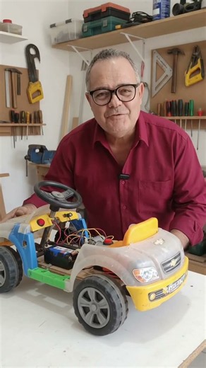 Carrinho infantil elétrico caseiro — invenção simples! ⚡🚗
