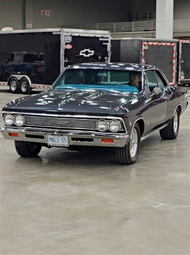 1966 Chevrolet Malibu SS Classic Car Engine Sound