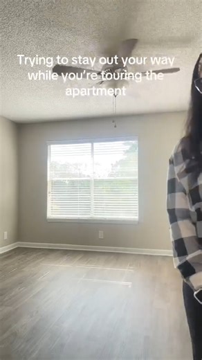 The View at Water's Edge on Instagram: "Just me staying out of your way so you can fall in love with your new home 🤭💙 Want the full tour? Schedule your tour today! #southfloridaliving #LantanaFL #lakeworthapartments"
