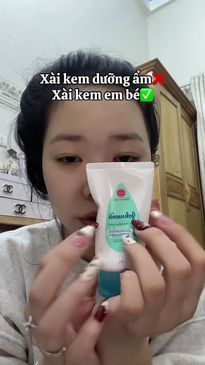 Hướng dẫn sử dụng kem dưỡng ẩm em bé hiệu quả