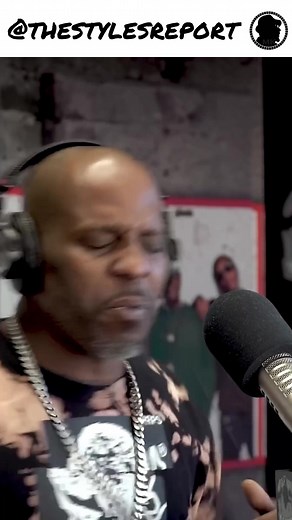 The legendary DMX with a resounding performance of his verse from the Lox classic “Money, Power, Respect”. The raw energy and passion with which X delivered his lyrics is a microcosm of his incredibly influential talent. He remains one of the greatest MCs of all time (and one of my favorite live performers I’ve had the pleasure of seeing in concert). It is tragically bittersweet that the struggles and adversities that made his music so emotionally resonant also contributed to his untimely passin