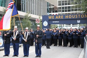 The We Are Houston 5K is a wrap. Great job by all the runners! We'll see some of you tomorrow morning for the Half and Full Marathons. If you're driving around Houston, planning on running, or just coming out to cheer on the runners, please be patient and plan ahead. Lots of information on road closures can be found at www.houstontx.gov/marathon | Houston Police Department