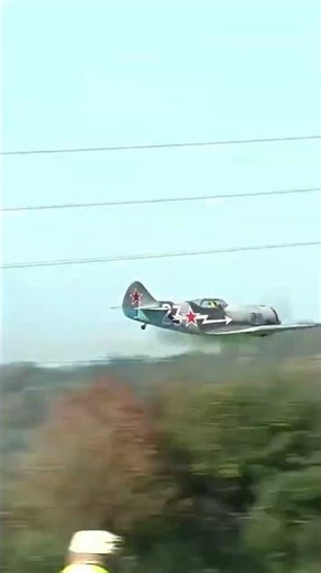 This RC La-5 Warbird Flies Like a REAL Fighter Jet! 😳🔥
