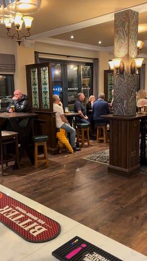 The amazing Nick Miller 🎤🎶 | The Roebuck