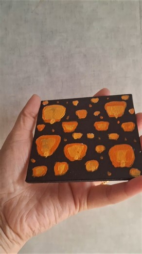 🫠 simple painting idea for mini canvas , this painting is having many mistakes 🙄🙄🙄 #art #acrylics