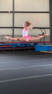 💡 Lights • Camera 📷 • Gymnastics 🤸 • A little sneak peek of our @sharkcookie photo shoot 📸 ____________________________________________________________ 🔳 Photography by @sharkcookie 🔳 Gym used in photo shoot @georgiaspiritacademy 🔳 Leotard from NEW Aztec Collection from @darcyleotards ‼️ USE CODE “ISABELLE10” TO SAVE ‼️ #14yearoldgymnast #gymnast #ibelieve #dontbelievemekeepwatching #level10gymnast #newbeginnings | Gymnast Isabelle