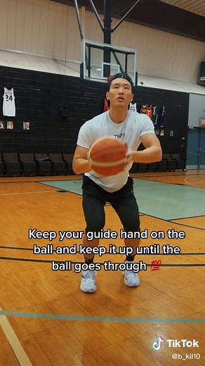 Mastering the Guide Hand in Basketball: A How-To Tutorial
