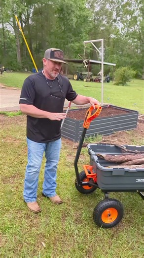 @vevor.official Poly Garden Dump Wagon really does make cleaning up easier for me being injured