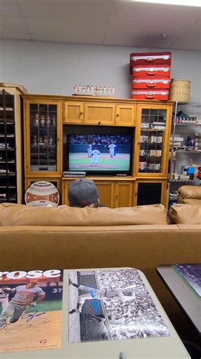 50 years ago tonight I was one week from turning 12 watching game 7 of the 75 World Series. A moment in time that would forever change my course in life. Fast forward to March 2021 after a fabulous signing event with Pete Rose we all sat around and watched game 7 of the 75 World Series. Pete, Arnie and Jimmy sat on the couch and I watched from behind as Pete was the commentator on this broadcast. I was a little kid again reliving that series through Pete. A very surreal moment in my life. I did 