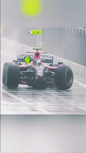 Mark Webber swears at Vettel as they crash for the first time at the 2007 Japanese F1 GP #f1 #vettel