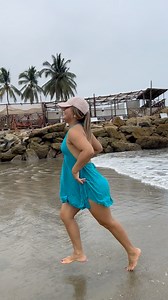 En la playa | Yess Palacios Videos