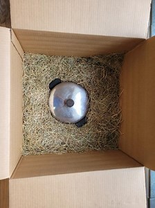 Cooking in a haybox – a fuel efficient way to slow-cook your meals