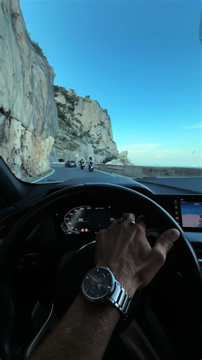 c’est la cité #bmw#foruyou#m135i | BMW