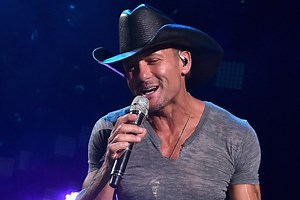 Lucky Fan Cries Recalling 'Beautiful' Moment With Tim McGraw