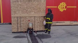 RAW VIDEO: Chicago Firefighters Demonstrate The Fiery Dangers Of Frying A Frozen Turkey