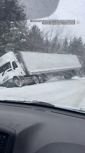 Le Québec sous la neige : attention sur les routes! ❄️⚠️ | MétéoMédia