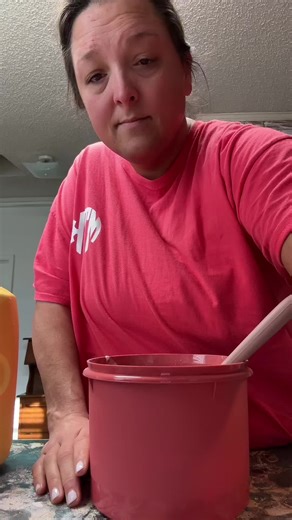 Saylor Kate and I cooked breakfast this morning. We have been so busy we haven’t really had a chance to cook. This week we will try to get back in the kitchen. What is something you wanna see us making?!? #fyp #viral #cooking #food #homemade