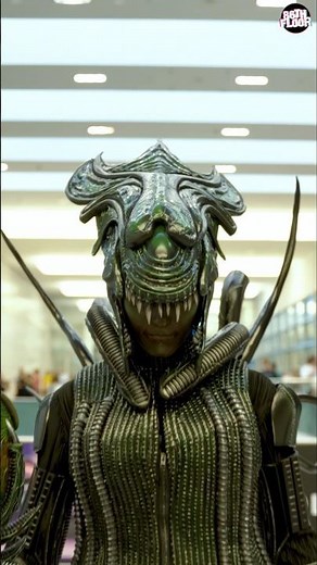 Amazing Alien Queen Cosplay! #shorts #cosplay #halloweencostume