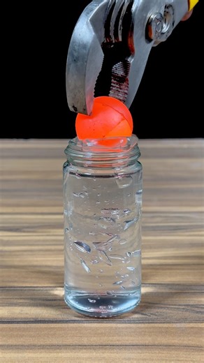 Failed Video of 1000°C Red Hot Ball #satisfying #experimnent #rhcb #fyp