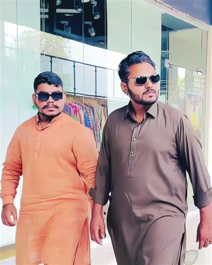 𝗚𝘂𝗲𝘀𝘀 𝗪𝗵𝗼 𝗜 𝗮𝗺 ? ❤️‍🔥🩶 . . . #speedramp #reverseedit #aftereffectsedits #aftereffects #eid2026