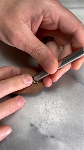 Setting snaps #leatherasmr #leatherwork #leathercraft #leatherhardware #crafttools