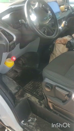 Вскрытие Ford Transit 2015 года без повреждения. Открыли, как ключами. Когда ключи остались в замке