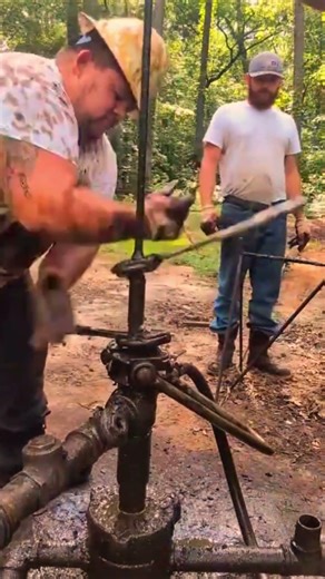 technique for installing drilled well pipes