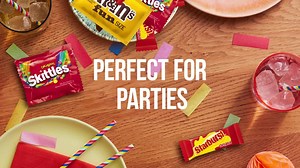 M&M's, Snickers, Skittles & Starburst Fun Size Candy Variety Pack - 31.59 oz Jumbo Bag