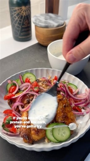 Arash Hashemi on Instagram: "High protein middle eastern chicken & rice bowl! This is one of my favorite dishes from my cookbook, and one I shared on Good Morning America a few weeks ago. It’s so good, I could eat this every single day! 👍🏽Comment “SHREDHAPPENS” below and I’ll message you the link to get my cookbook! And As always, you can use regular rice, quinoa, couscous, or my @kaizenfoodco lowcarb rice, your choice. Here’s how to make it ⬇️ 1.Marinate 2 lbs boneless skinless chicken thighs