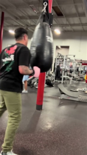 Lions don’t make packs with men