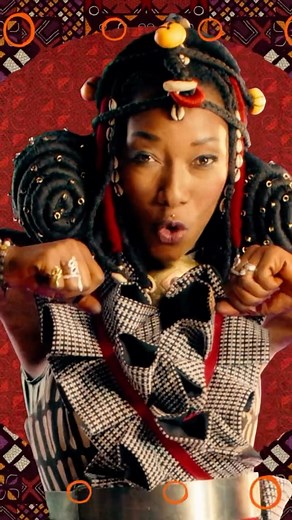 -M- Matthieu Chedid on Instagram: "LAMOMALI « JE SUIS MALI » LIEN EN BIO 🎥 @alexandremoors @m_chedid @fatoumata_diawara__ @toumanidiabatemusic @balla_diabate_d_music @lamomali"