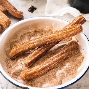 This is how to make CHURROS!!! Piping hot, on the table in 20 minutes! http://www.recipetineats.com/spanish-churros-recipe/ | RecipeTin