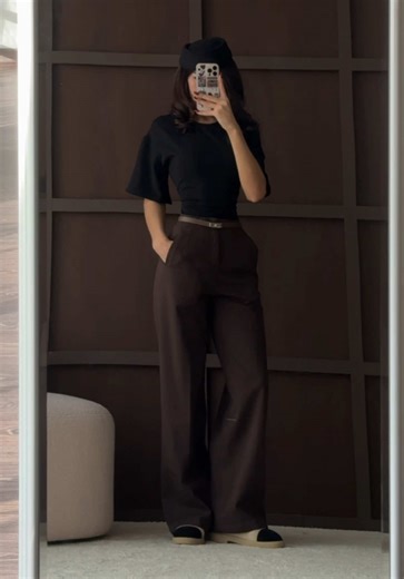 ✨ Для заказа переходите в Instagram Direct — поможем с размером и оформлением 💌 🌎Международная доставка по всему миру через надёжные службы отправки. Мы отправляем заказы во все страны Европы, Азии, Ближнего Востока и СНГ. Каждое изделие тщательно упаковывается — ваши покупки прибывают в идеальном состоянии 🤎 🌍 Международная доставка: • Стоимость рассчитывается индивидуально в зависимости от страны и типа доставки (door-to-door или до пункта выдачи). • Возможна экспресс-доставка. • Оплата он