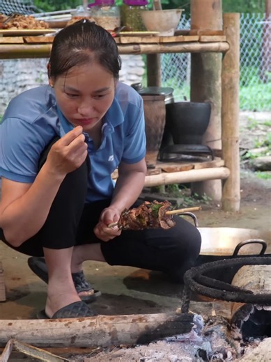 Go To The Market To Buy Pork, Smoked Pork Making Process