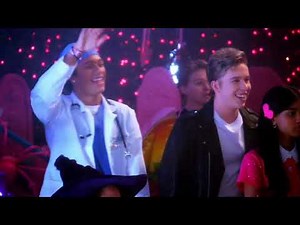 Electric Bloom: La Mejor Banda del Mundo | Presentación de Electric Boo | Disney Channel Latino