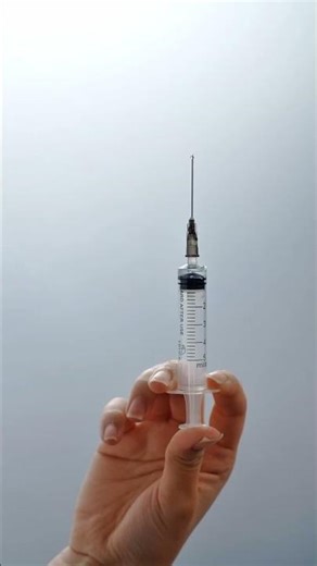 Seringue. #hôpital #infirmières #infirmiers #santé