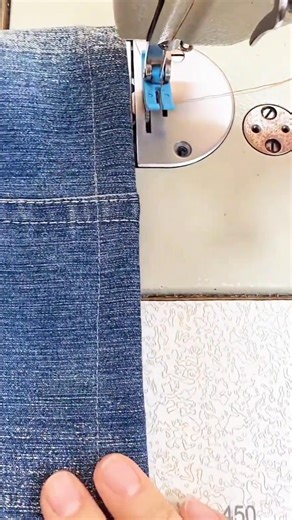 New Method for Sewing a Rolled Hem #versatilesewin #sewing #ussewtips #sewingdaily