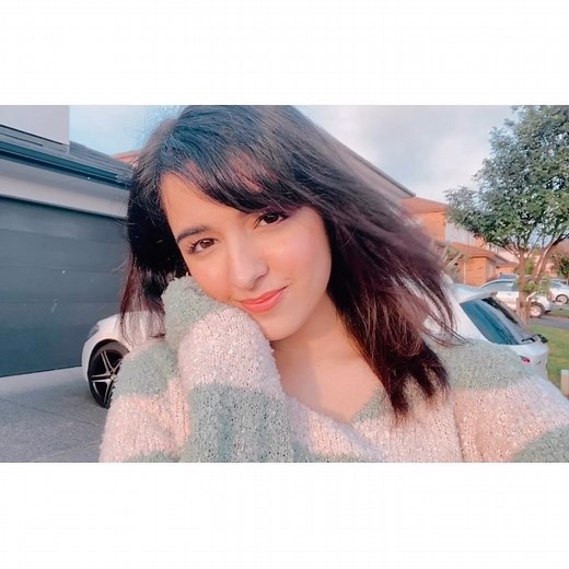 Shirley on Instagram: "✨ #ShirleySetia"