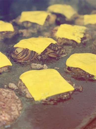 Una noche más en The Trip Burgers...🚀🍔🍟💥‼️ #burgers #oklahoma #fries🍟 #thetrip #hamburguesas #pro #hayniveles #argentina #laplata #citybell #usa_tiktok #yvos?