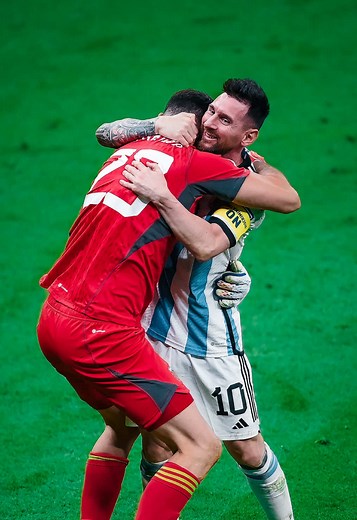 Argentina's World Cup Glory: Celebrating Martinez's Triumph