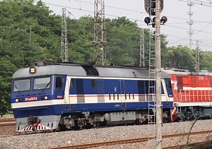 宁蚌小运转三门版DF8B附挂DF7C压弯通过林场站