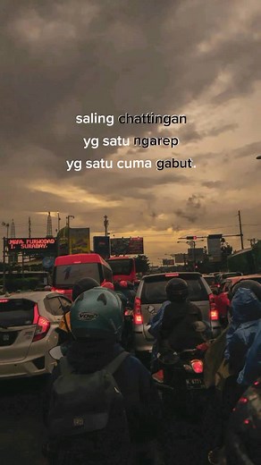 Traffic Jam Scenes: Exploring Urban Congestion