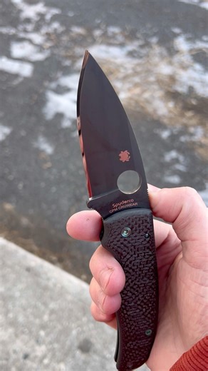 Fresh edge on one of my favorite knives! Knife Joker Exclusive Cruwear Spyderco Shaman!🩸 #knife