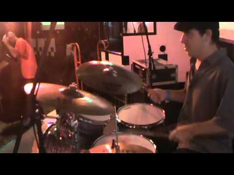 Woo Hoo (Vonage Theme) - Crash Gordon