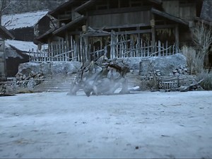 1M views · 22K reactions | The man transforms into a lizardman and punches away the monsters that invaded his home. 男人变身蜥蜴人，一拳打飞入侵家园的怪物 Drama： The Mutations Welcome to my channel! #天启异闻录 #TheMutations | Cici撩剧 | Facebook