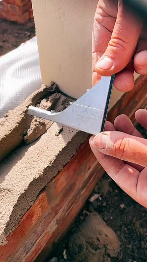 39K views · 148 reactions | 183.How To Lay Bricks tricks For Beginners Using a line 隣隣隣隣#brickhouse #bricks | Bricklayer | Facebook