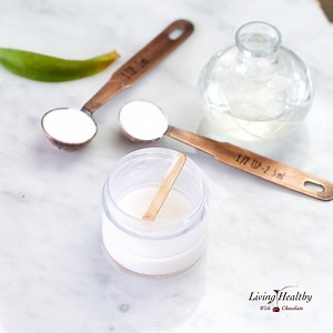 How to Make Natural Deodorant that Works with 3 Ingredients