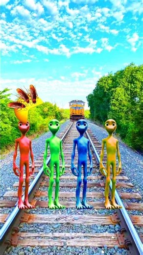 Equal to cochinta 3 different.colouralien &..Green, yallow & pink colour alien dance vs train
