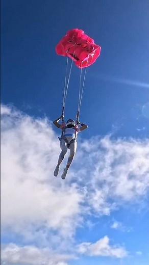 How your parachute opening should look like 🫠🧈 #skydive #gopro #parachute