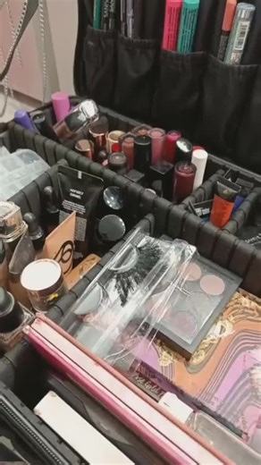 casi no se dieron cuenta xD #fypシ #fpyシ #maquillaje #makeup